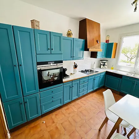 Hébergement de vacances Spacieuse Villa Tout Equipee Avec Piscine, Jardin Et Loisirs - Au Coeur De La Provence Aix-en-Provence
