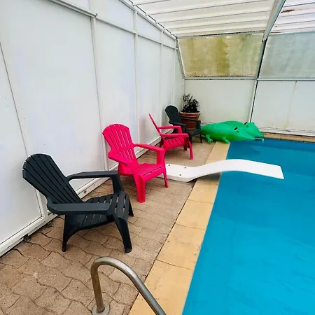 Spacieuse Villa Tout Equipee Avec Piscine, Jardin Et Loisirs - Au Coeur De La Provence *